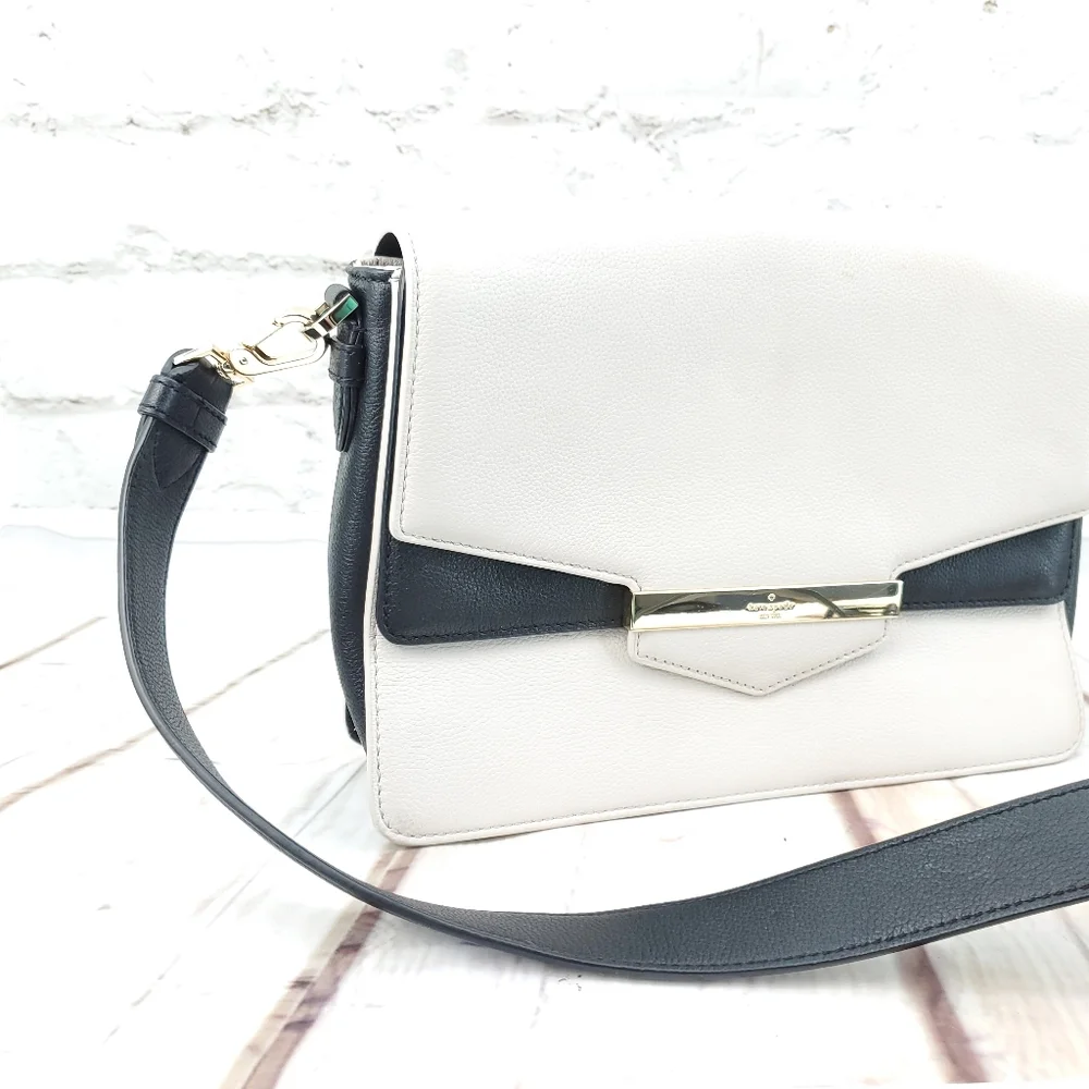 Kate Spade Black and Cream Leather Shoulder Bag